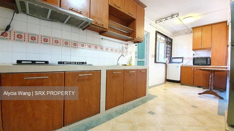 Blk 230H Tampines Street 21 (Tampines), HDB Executive #209026201